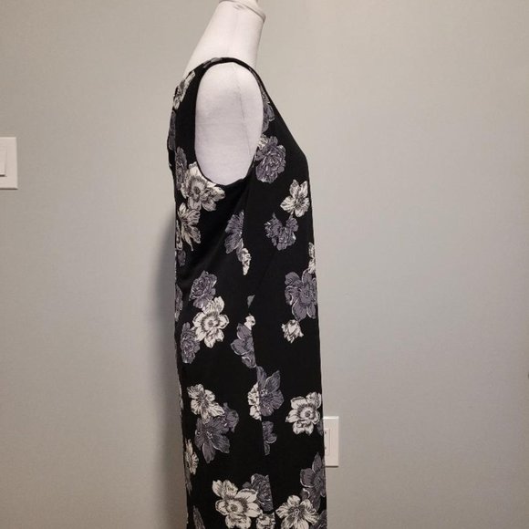 Ann Taylor Black with Gray Floral Print Dr… - Picture 3 of 4